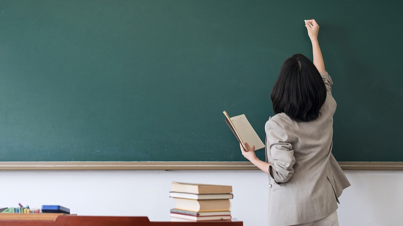 2025年上半年中小学教师资格考试（面试）4月21日开始报名