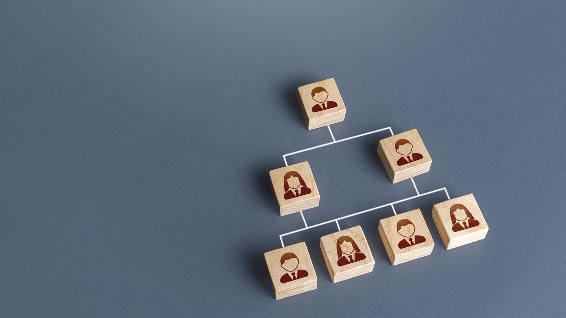 老人去世“无继承人”，由谁担任遗产管理人？