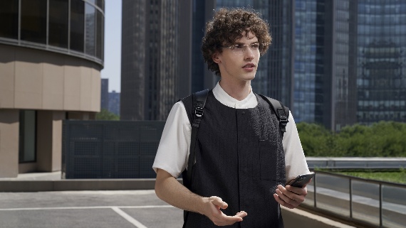 华为智能眼镜 2惊艳登场 时尚与黑科技完美融合