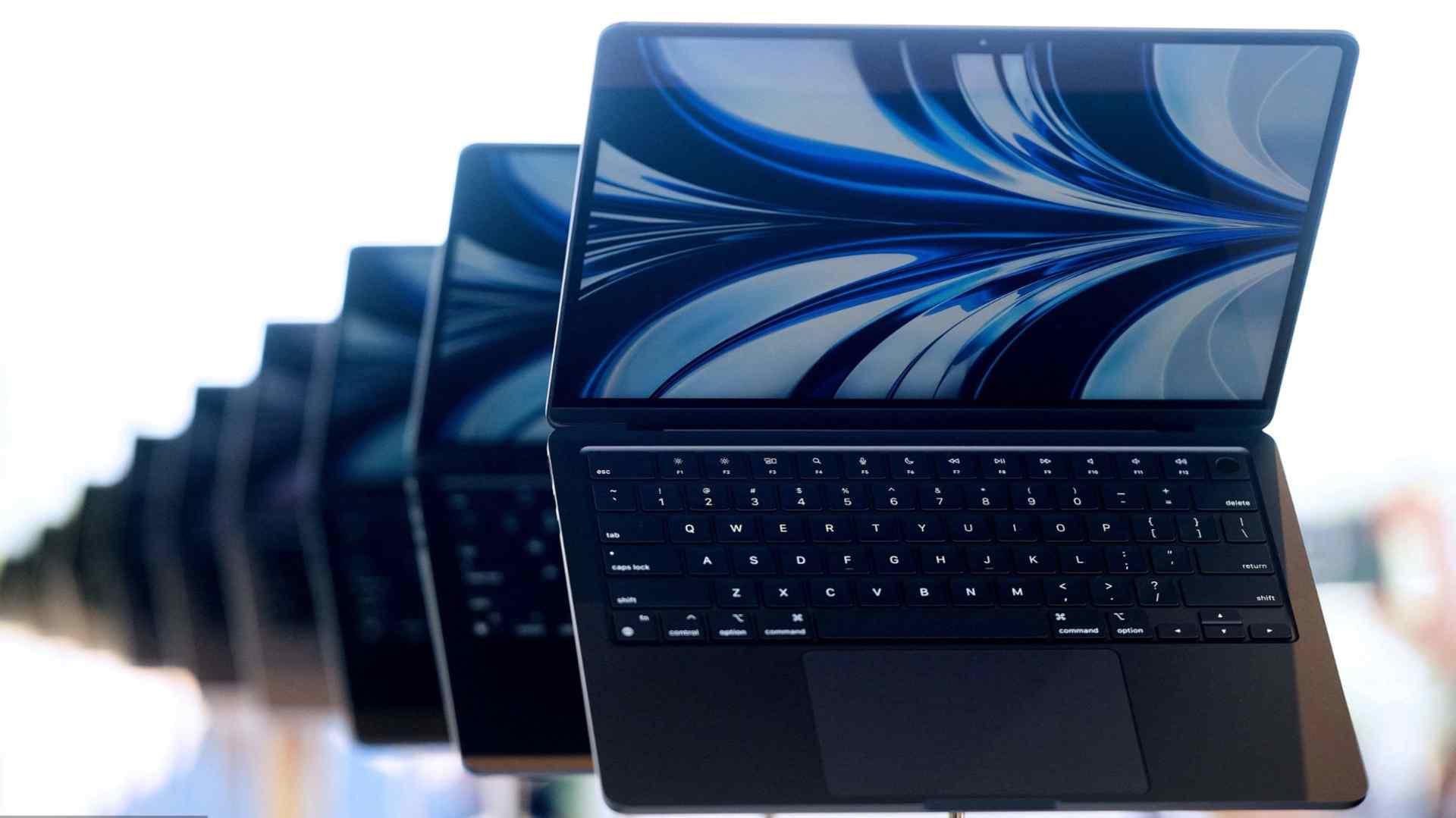 机构：轻薄、轻巧、轻松、年轻的笔电产品更受市场青睐