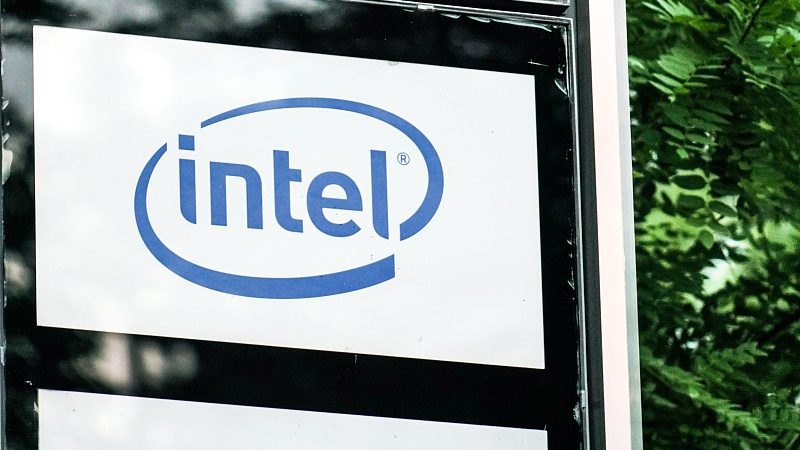 芯片巨头怎么了？英特尔股价持续重挫 市值蒸发超540亿元