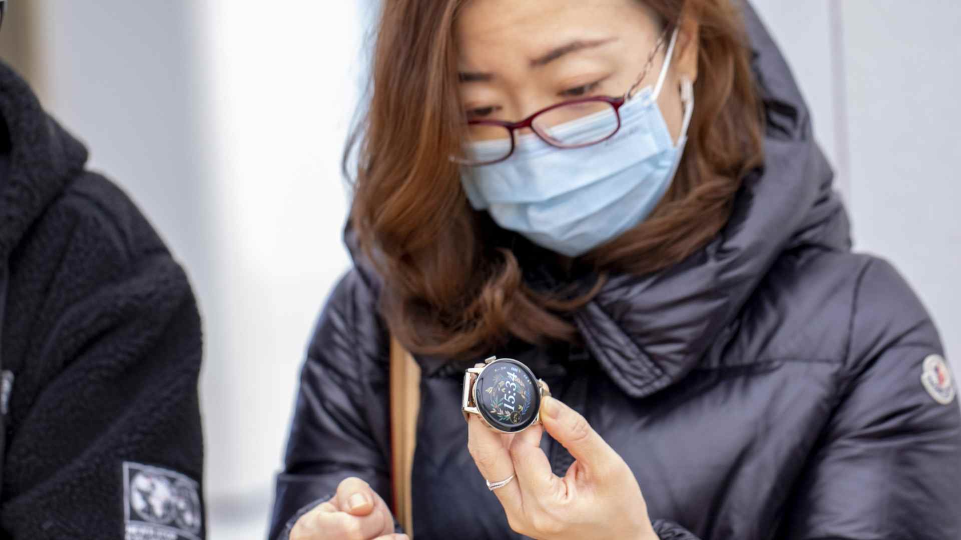 手机头部企业“预热”可穿戴设备